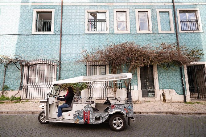 Tuk Tuk Tour in Lisbon's Old Town - Tram 28 - Portas do Sol, the postcard view