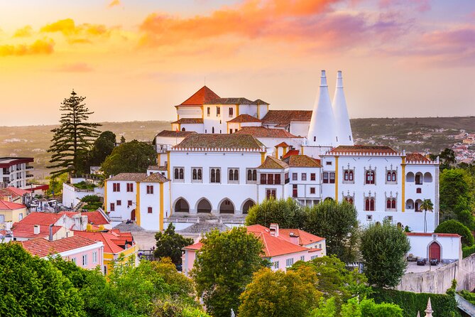 Tuk-Tuk Tour in Sintra Palaces in Cabo da Roca - Penedo and the road toward the Atlantic