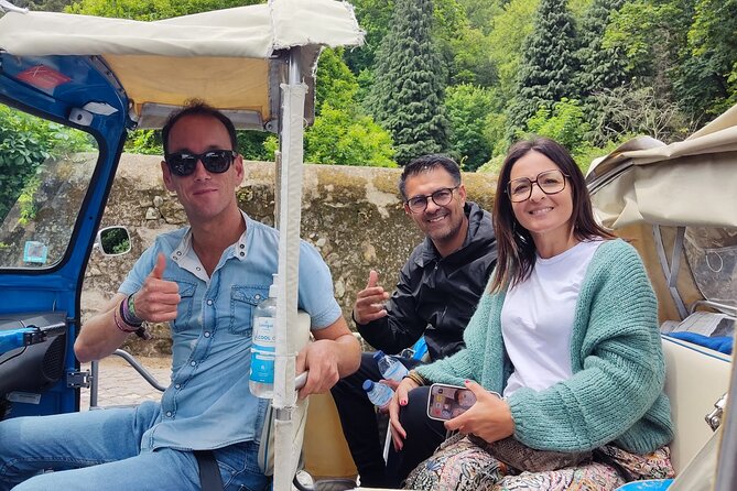 Tuk-Tuk Tour in Sintra Palaces in Cabo da Roca - What the guides add to the ride