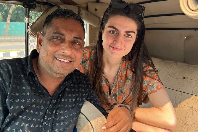 Tuk Tuk Tour of Taj Mahal With Experienced Driver - Lunch between the monuments