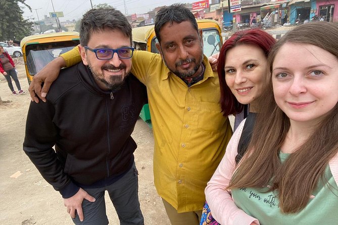 Tuk Tuk Tour of Taj Mahal With Experienced Driver - Starting the day in a private tuk tuk