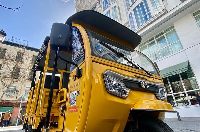 Tuk Tuk Tour of the Best of Madrid (booking only) - Gran Vía and the city’s bright center