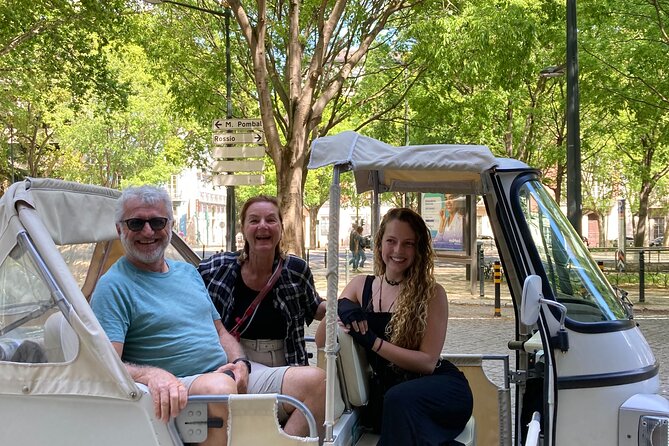 Tuktuk adventure through Lisbon - Carmo ruins, the old bookstore, and the city center