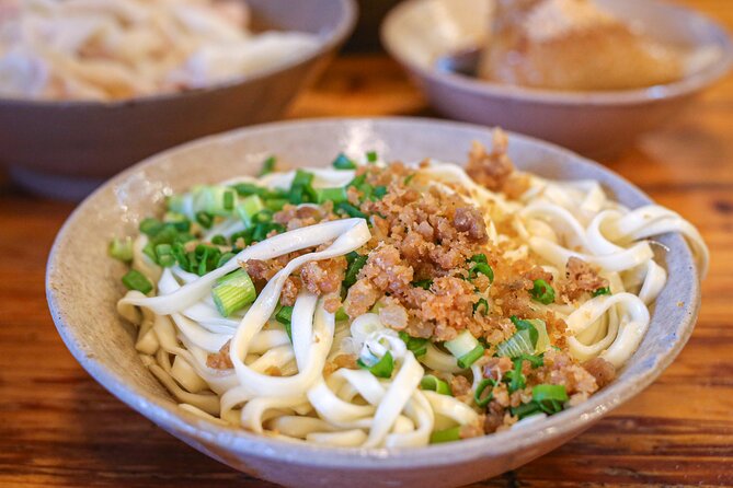 Tuktuk Food Tour Through Chengdu's Local Eats - Timing, walking, and weather
