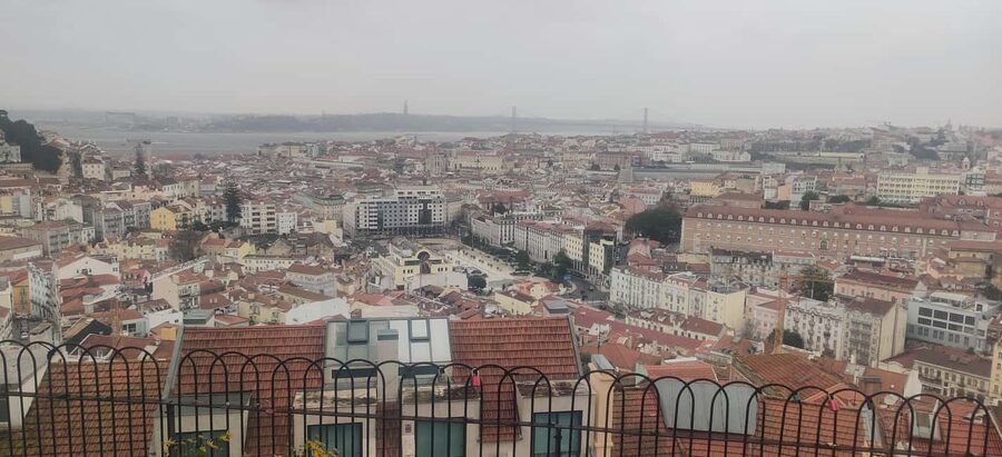 TukTuk: Old Town (Alfama) Extended Private Tuk-Tuk Tour - Key points at a glance