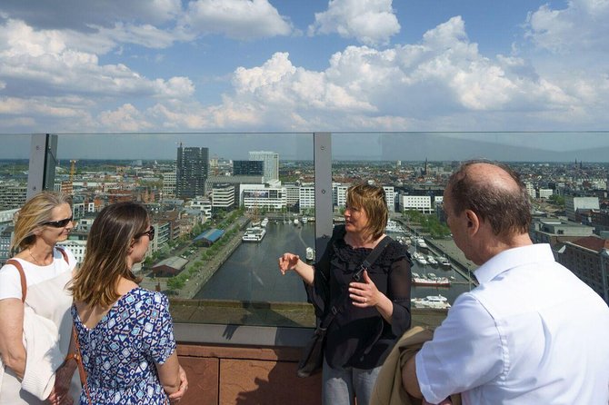 TukTuk Tour through historic Antwerp 2.5h - Why the tuk tuk works well in Antwerp