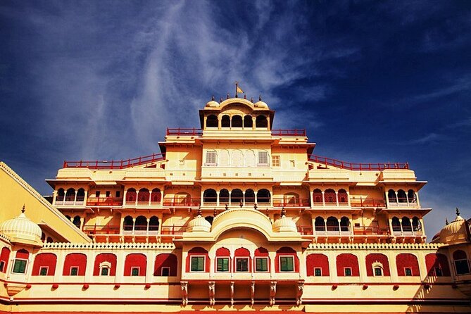 Ultimate Jaipur Tuk Tuk Tour with Pickup - City Palace and the royal center