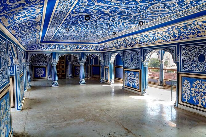 Ultimate Jaipur Tuk Tuk Tour with Pickup - Jal Mahal from Man Sagar Lake