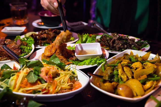 Ultimate Phnom Penh Food Tour by Tuk Tuk: 20 Tastings and Drinks - Bassac Lane: finish with a cocktail or mocktail