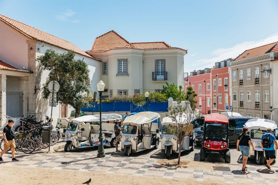 Vadio: Lisbon Old Town Private Tuk Tuk Tour - Senhora do Monte and the city from above