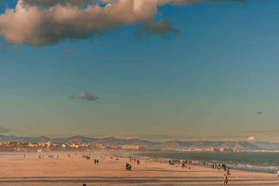 Valencia: 2-hour City Highlights Guided Tour by Tuk Tuk - Key points to know before booking