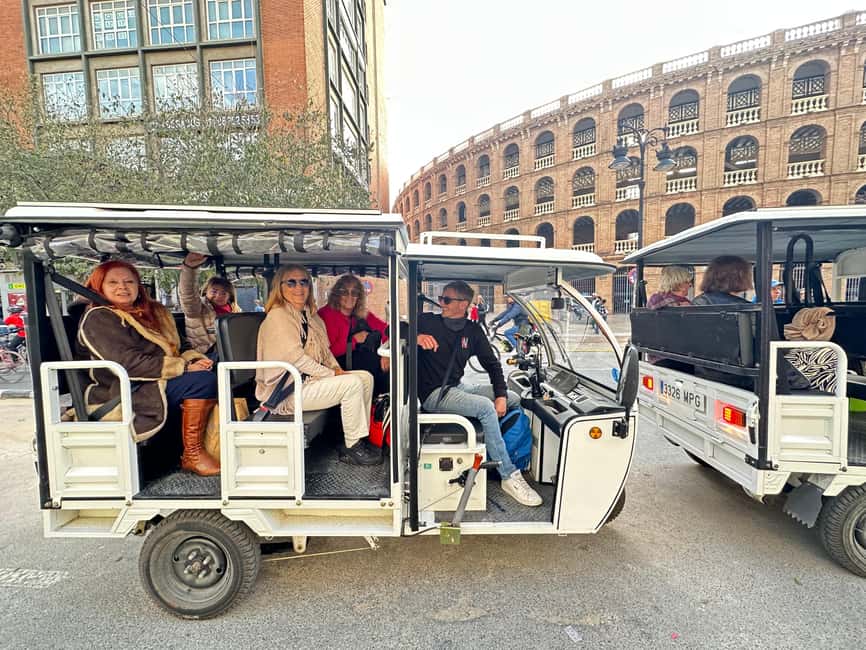 Valencia: Full 2-Hour Tuk Tuk Tour - Comfort, weather, and access