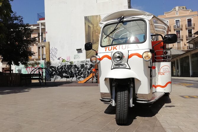 Valencia: Tuk Tuk Historical Tour - Serrano Towers and Valencia’s old gates