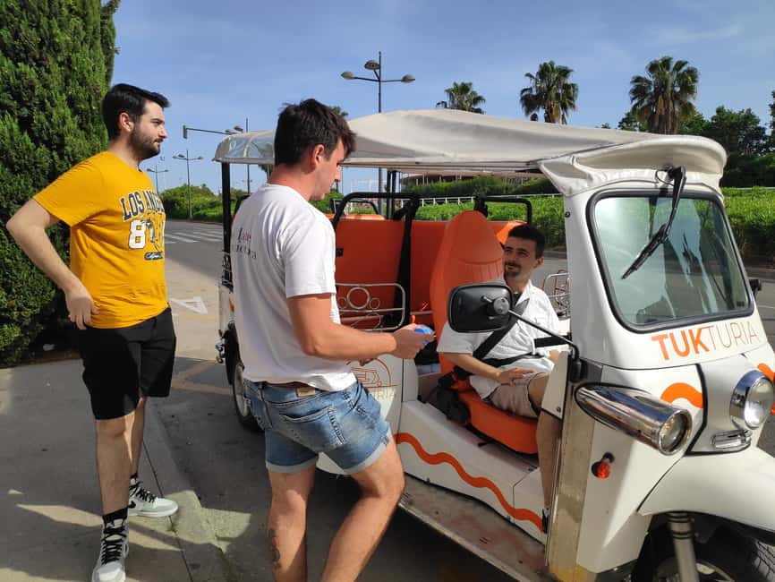 Valencia: Tuk Tuk Modern Tour - La Marina and the port area