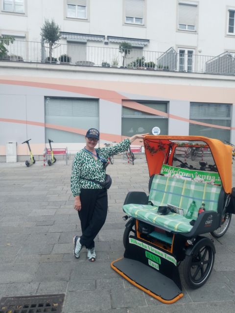 Vienna: Tour RAXI (electric rickshaw) 3 hours in Vienna - Who will get the most from this tour