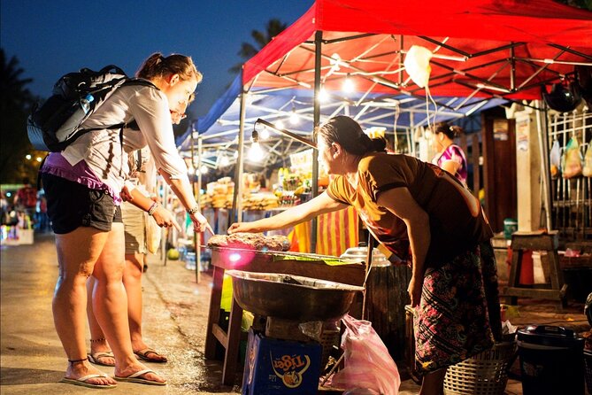 Vientiane Cuisine & Culture: The Hungry Tuk Tuk - What you pay for, and what can cost extra