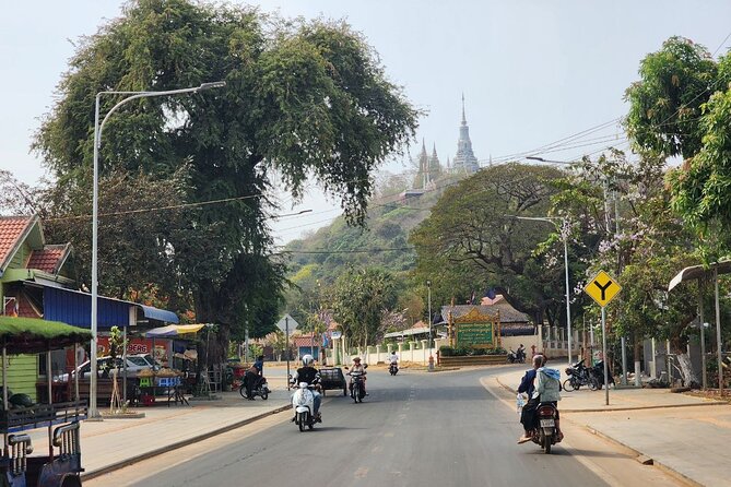 Visit Phnom Udong and Silk Island by Khmer Traditional Tuk-Tuk - Why Udong makes a better first stop