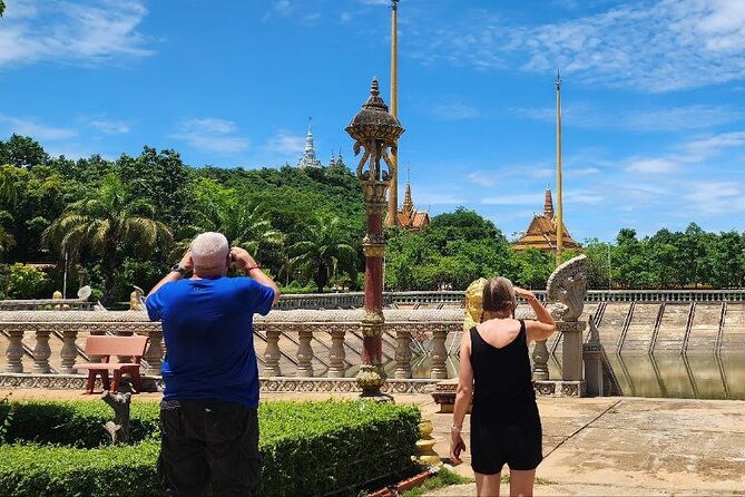 Visit Phnom Udong and Silk Island by Khmer Traditional Tuk-Tuk - Lunch and village life on Silk Island